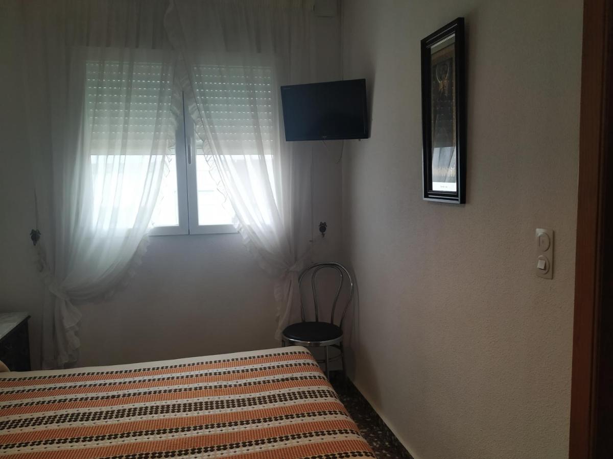 Antolin Guest House Минайя Экстерьер фото